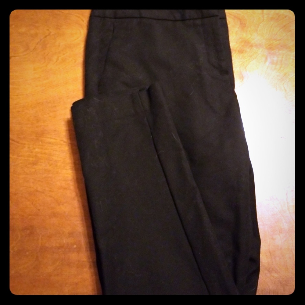 Vince Camuto Black Cropped Slacks
